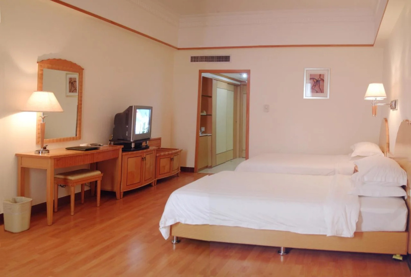 Hainan Yehai Hotel — отель с удобствами в Хайкоу
