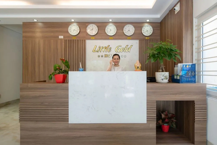 Little Beach Hotel Da Nang — отель с удобствами в Дананге
