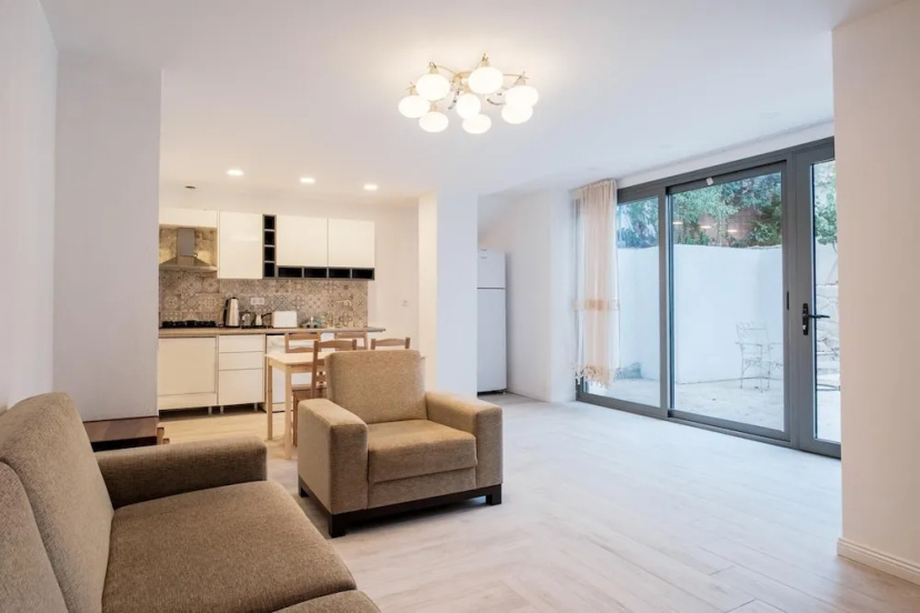 Comfy Flat w Patio 3 min to Beach in Bodrum — отзывы гостей и цены