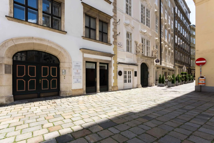 Beautiful Apartment City Center 4 — комфортный отель в вене