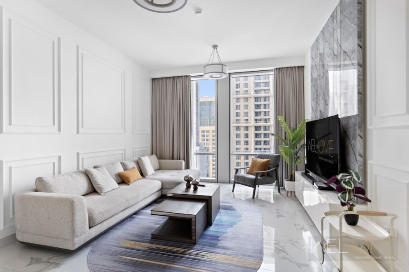 WelHome - Luxurious 2BR Apt. at Noora Tower in Business Bay — комфортный отель в Дубае