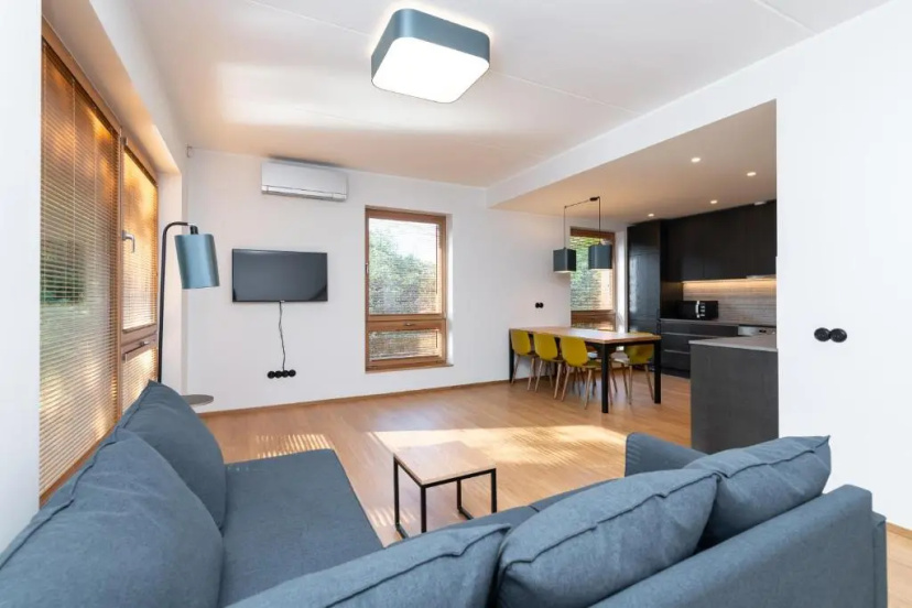 Цены на Self-check-in 3 bedroom apartment with sauna and balconies в таллине