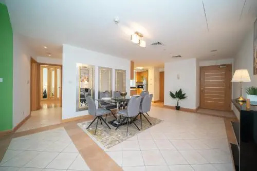 Luton Vacation Homes - Marina Terrace Tower - Hotel in ดูไบ - Photo 1