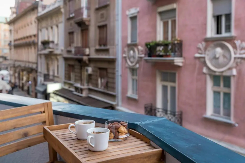 Delights Apartment Belgrade — отель с удобствами в Белграде