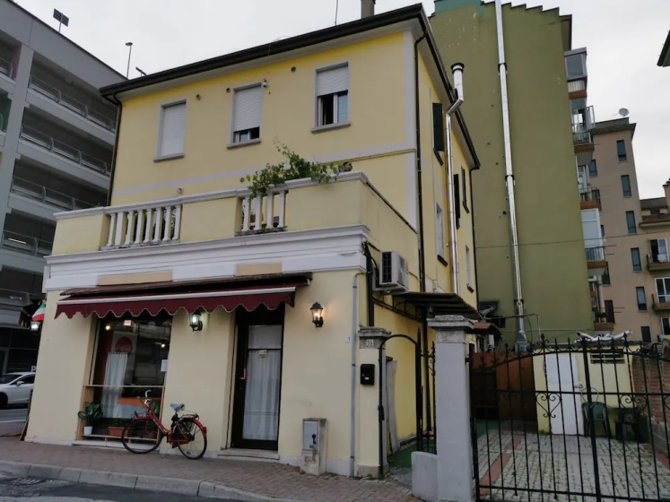 Venice Apartment — забронировать отель в Венеции