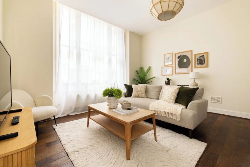 Цены на Notting Hill Ground-Floor Retreat в Лондоне