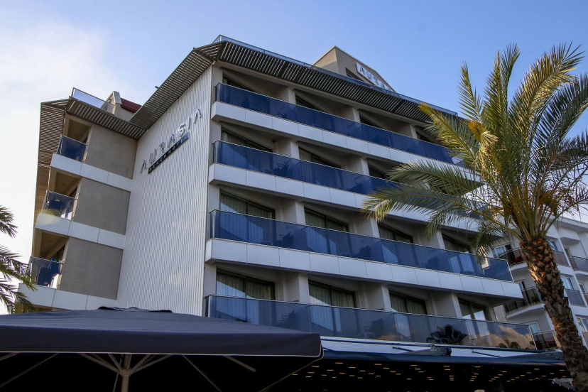 Aurasia Beach Hotel — отель рядом с интересными местами в Мармарисе