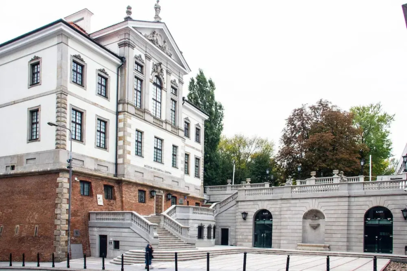 Kopernika Srodmiescie Apartment — забронировать отель в Варшаве