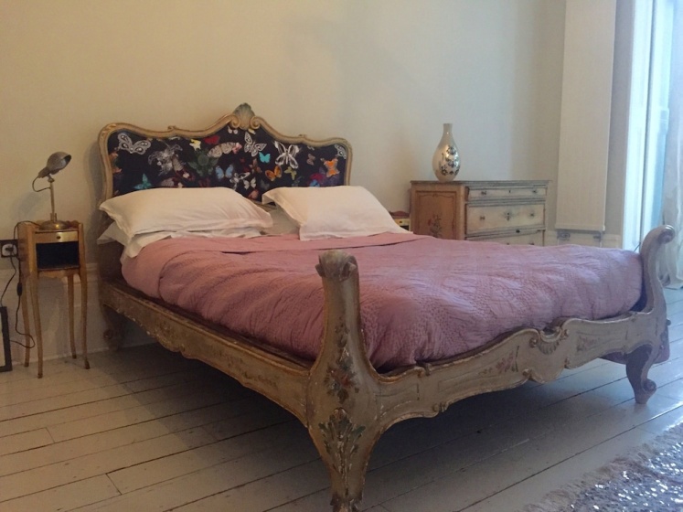 1 Bedroom Apartment in Belsize Park — отель с удобным расположением в Лондоне