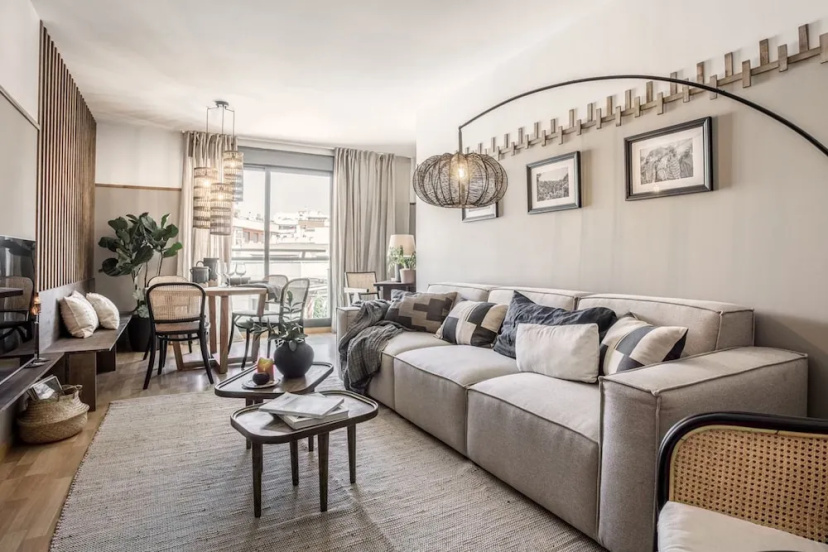 Elila - 2 Bedrooms in Goya — отель с удобным расположением в Мадриде