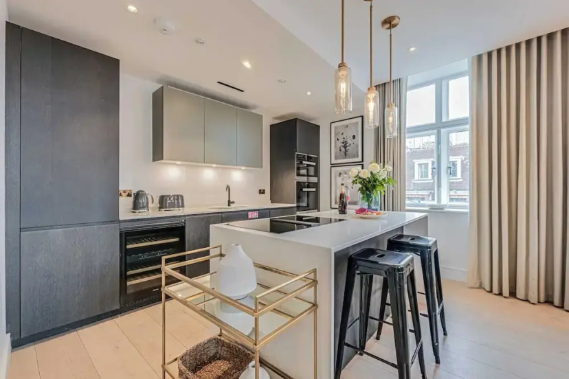 Westminster Apartments by D'montrio — комфортный отель в Лондоне