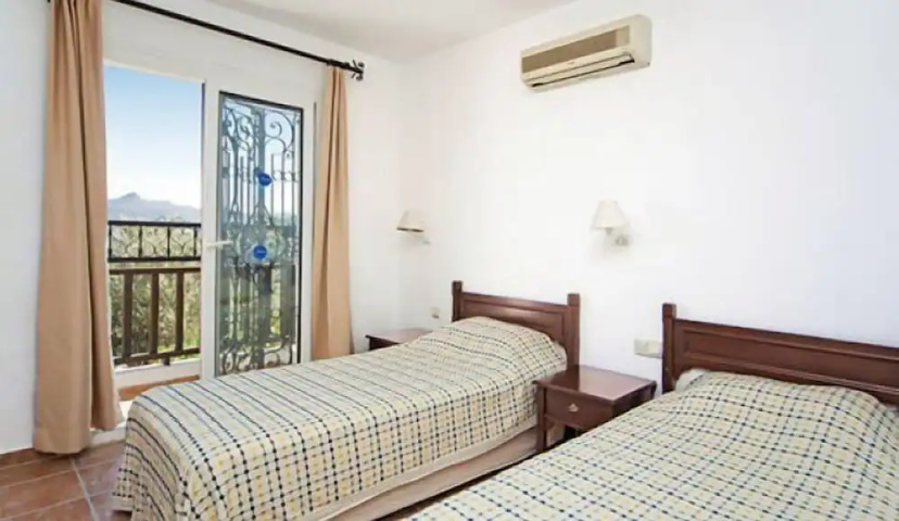 Bodrum Villa Tuncay 3 Bedrooms — отель в Бодрум, Турция