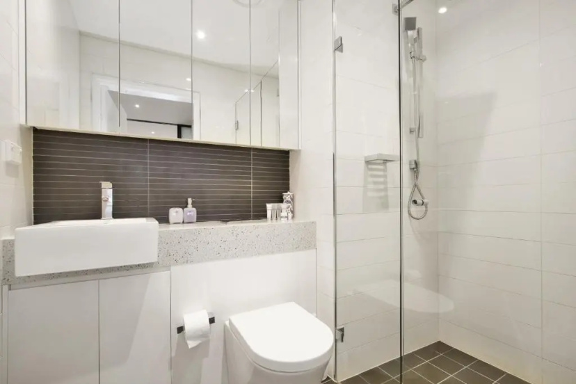 Little New York on Riley - Executive 1BR Darlinghurst Apartment with New York Laneway Feel — забронировать отель в Сиднее