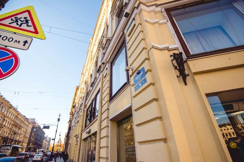 Ап-ты Exclusive living City Centre — Sleeps 20 — отзывы гостей и цены