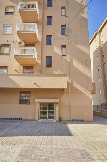 Appartamento Girasole — отель в Палермо, Италия