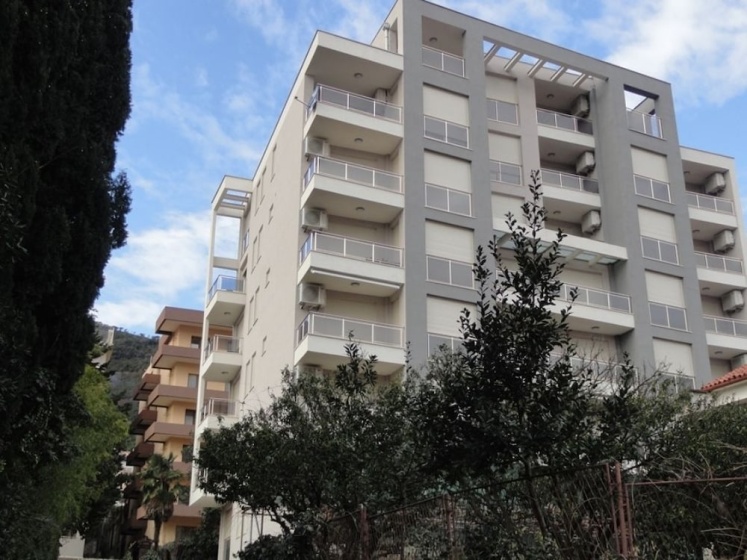 Цены на Center Apartment C 18 в Будва