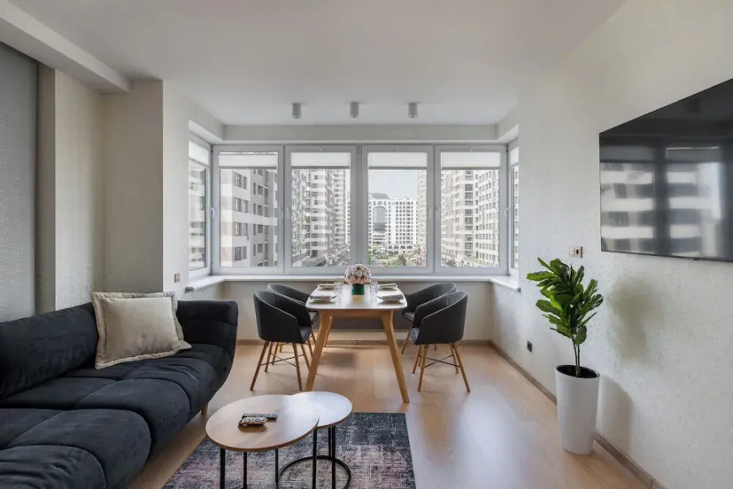 Spacious flat with a magnificent view — отель с удобствами в Минске