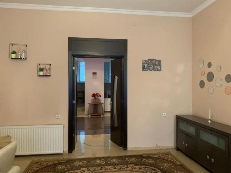 House — отель в Тбилиси, Грузия
