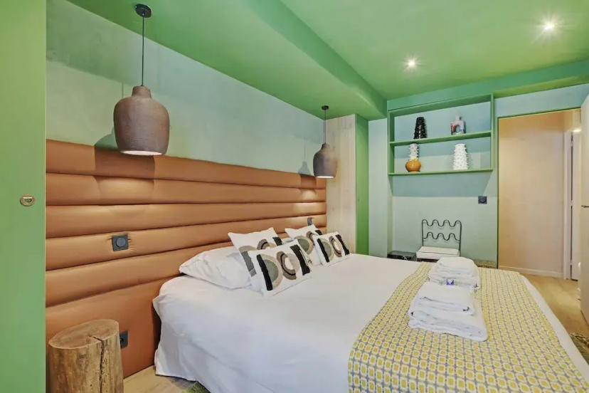 Gorgeous 3br/8p Apartment - Caire / Montorgueil — отель в Париже, Франция