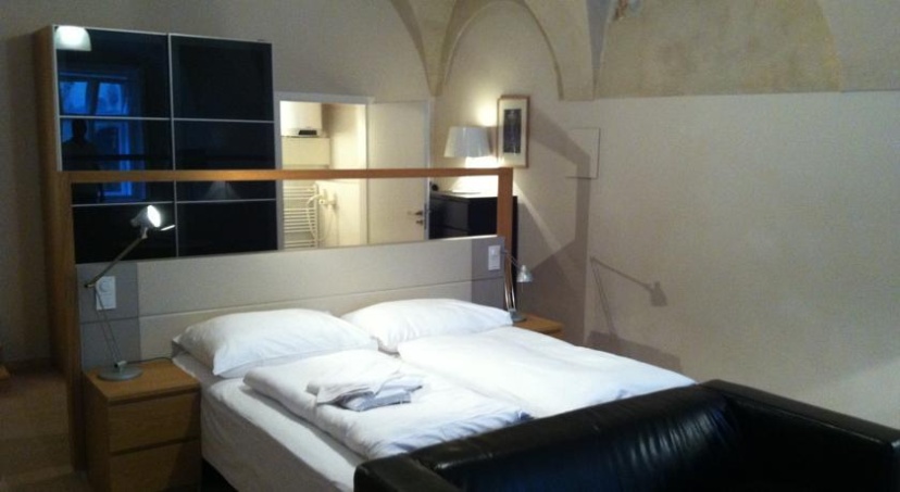 Prague Castle Romantic Apartments — отель в Праге, Чешская Республика