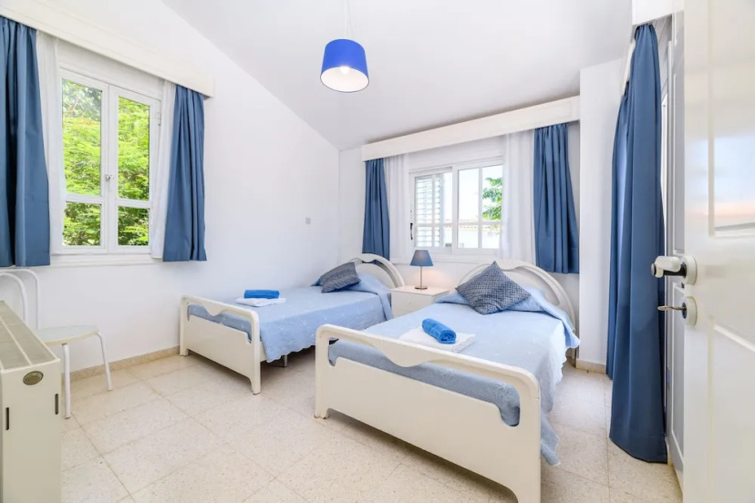 Cyprus Gardens Villa — отель с удобным расположением в Протарас