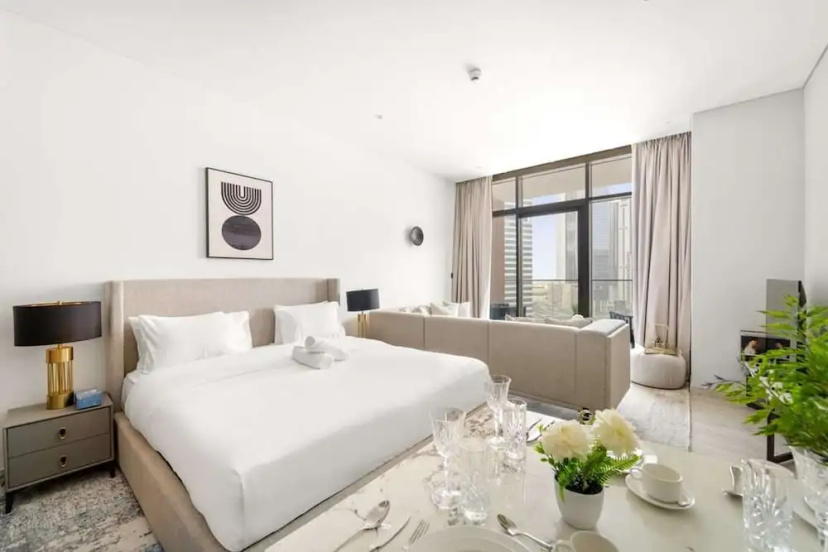 Luxury Living in Peninsula Five With Skyline View and Amazing Pool — отзывы гостей и цены