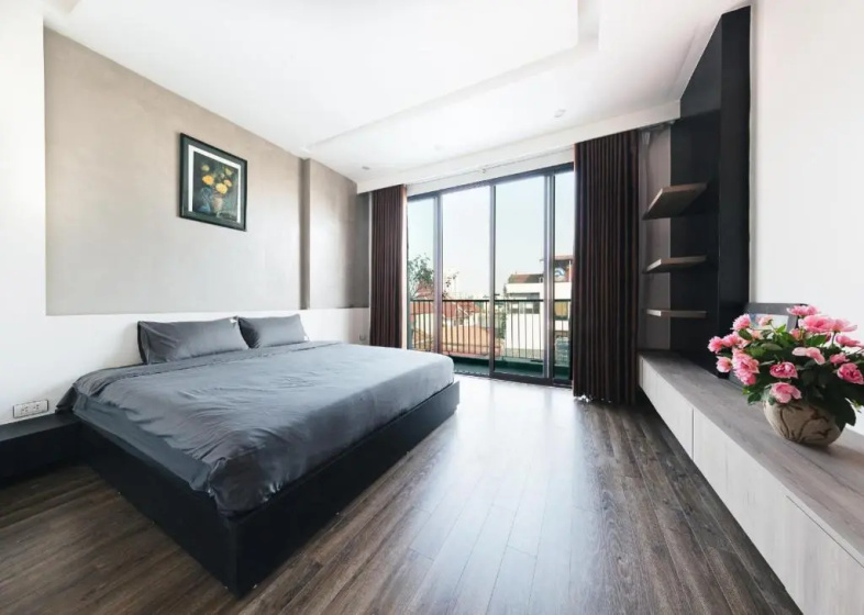 [Happinest] Center West Lake Apartment - Xuan Dieu Street — отель с удобным расположением в Ханое