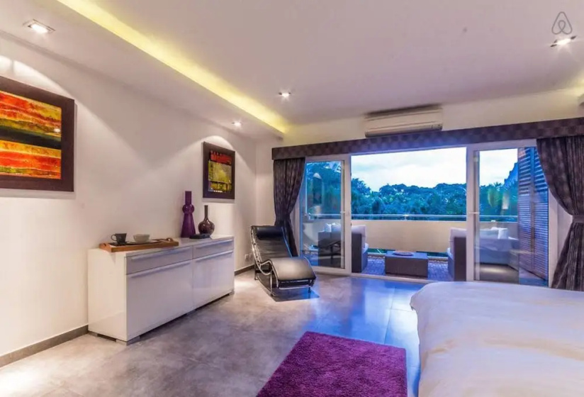 Dasiri Beach Apartment Wongamat — забронировать отель в Паттайе