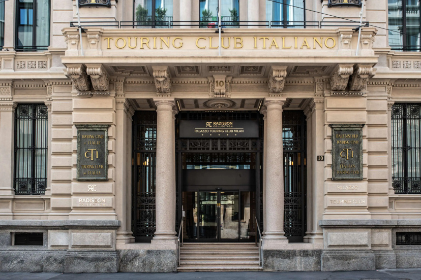 Palazzo Touring Club Milan, A Radisson Collection Hotel — отель в удобной локации в Милане