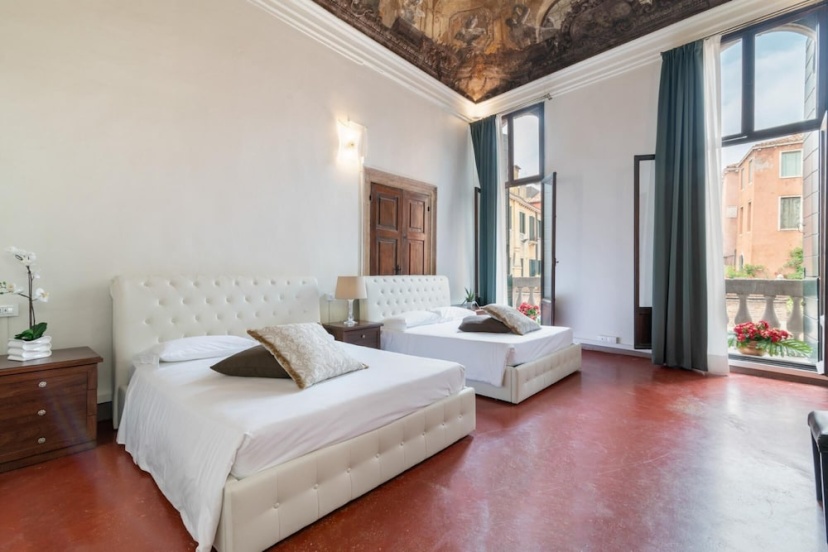 Venice Luxury Palace 3 by Wonderful Italy — отель в Венеции, Италия