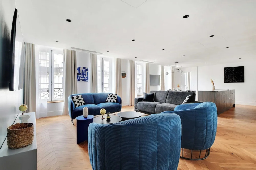 Apartment for 8 People in Madeleine — отель с удобствами в Париже