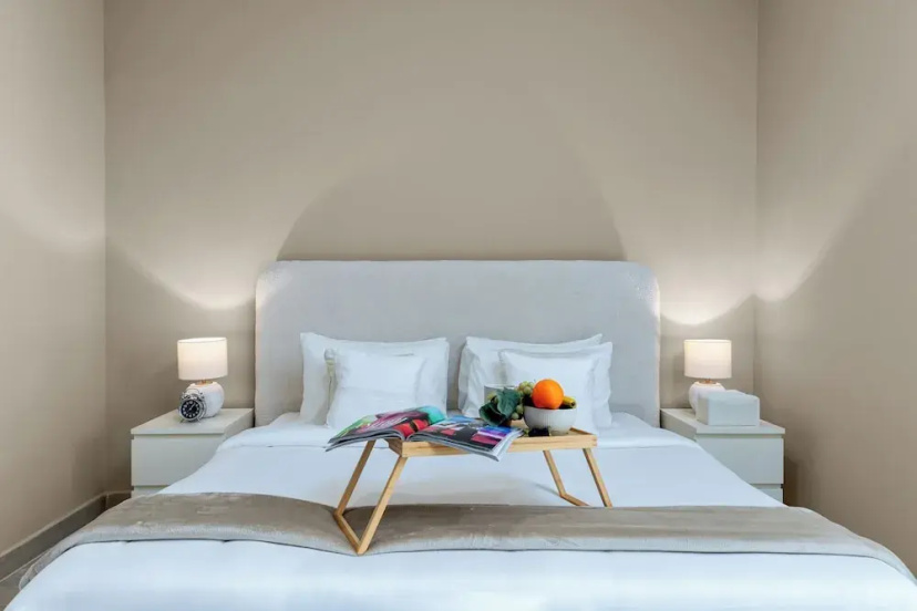 Maison Privee - Modern Hideaway w/ Canal Views on Yas Island — отзывы гостей и цены