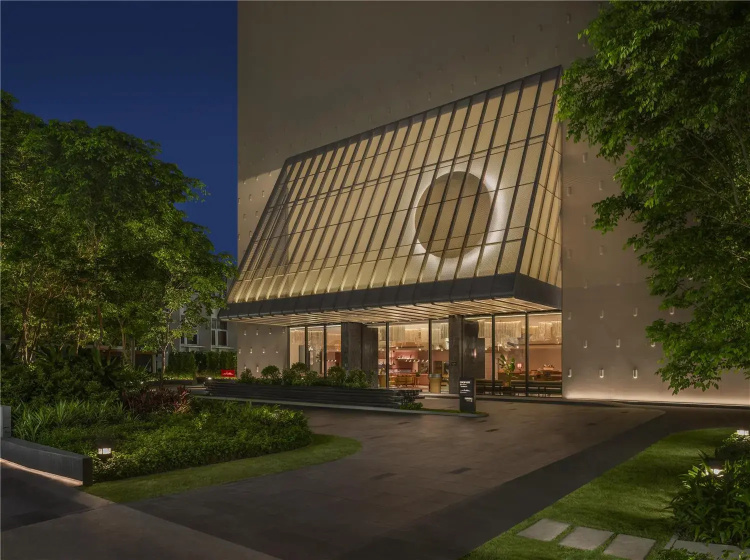 Kromo Bangkok, Curio Collection By Hilton — всё о проживании в Бангкоке
