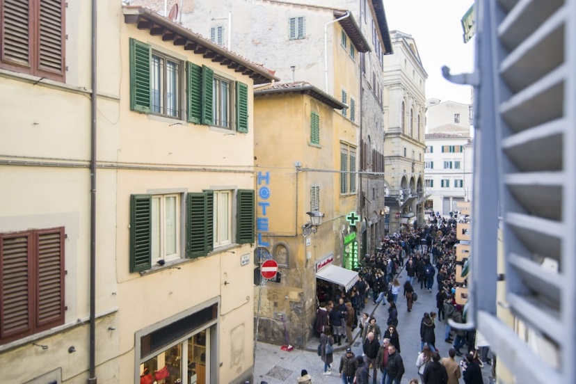 Цены на Florence City Center Flat Via Dei Neri в Флоренции