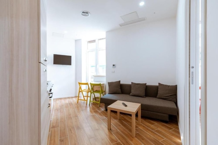 Central House Naples — отель с удобствами в Неаполе