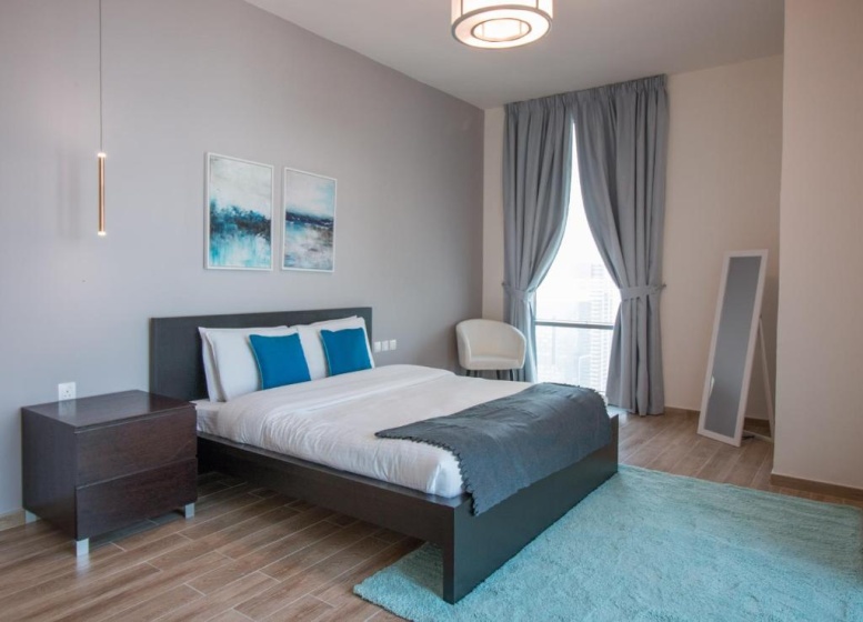 Burj Khalifa view from ALL rooms Brand New 3BR - Noora — отель с удобствами в Дубае