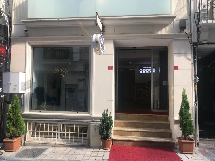 Beyhan Hotel — отель с удобным расположением в Стамбуле