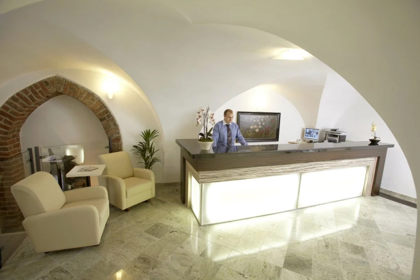 Otel' Metamorphis — отель с удобствами в Праге