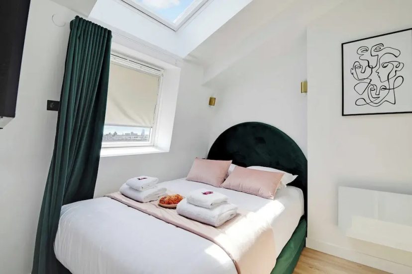 Intimate Apartment - 1br/4p - Place de la Nation — отель с удобствами в Париже