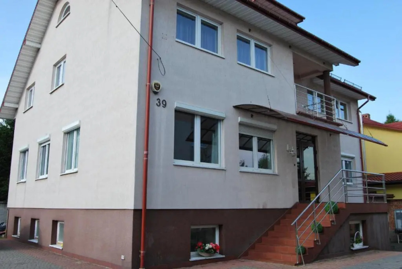 Цены на Villa Victoria в Варшаве
