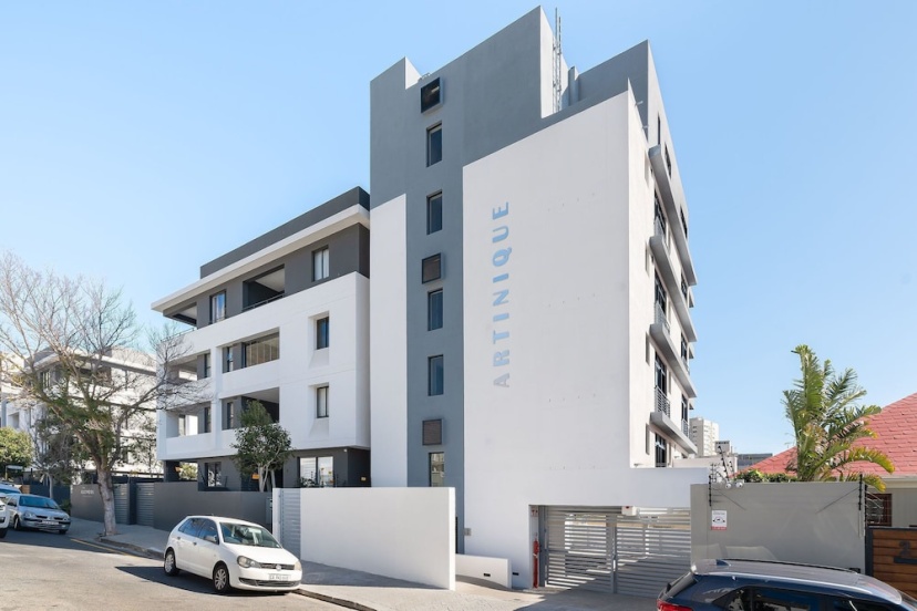 Martinique Luxury Serviced Apartments — отель с удобствами в Кейптауне