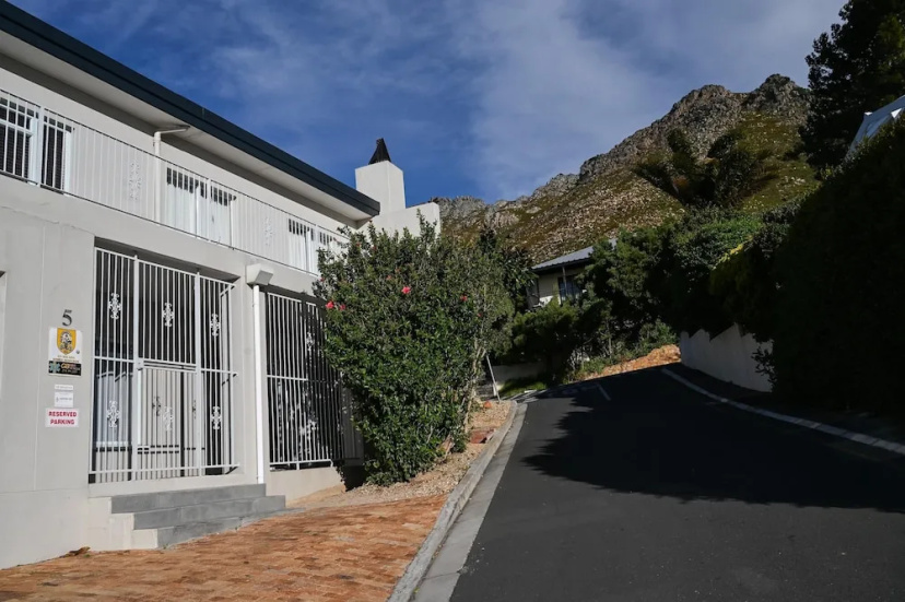 Die Badhuis, Gordons Bay — забронировать отель в Кейптауне