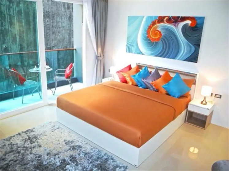 Emerald Patong New Studio with Balcony — отель с удобным расположением в Патонг