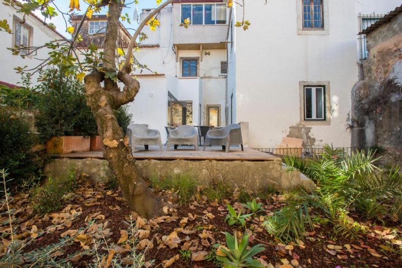 Portas de São Bento Apartment — забронировать отель в Лиссабоне