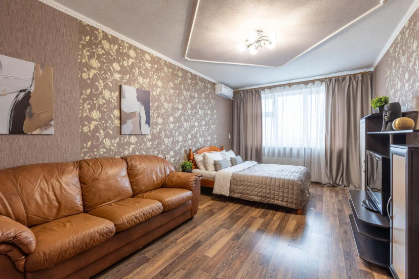 HomeHotel (ХоумОтель) на улице Белозерская 1 — отель в Нижнем Новгороде, Россия