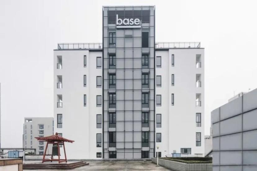 BaseLIVING Zhangjiang Serviced Apartment — отель в Шанхае, Китай
