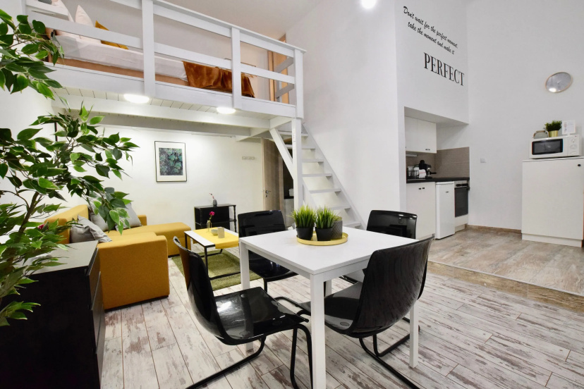 Robinia Apartment — отель с удобным расположением в Будапеште