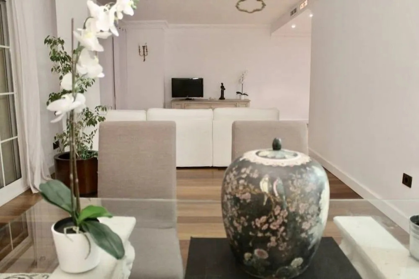 Luxury Apartment Santa Barbara Castle — отзывы гостей и цены