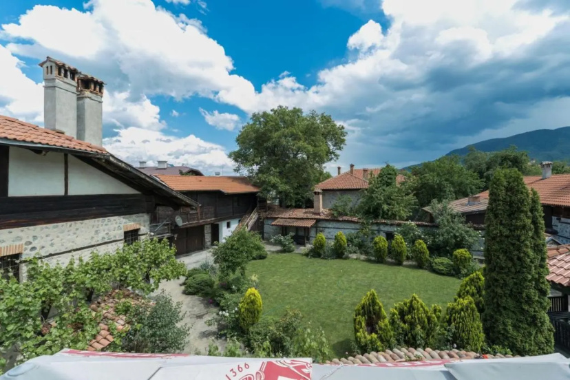 Цены на Guest House Khan Kadiata в Банско