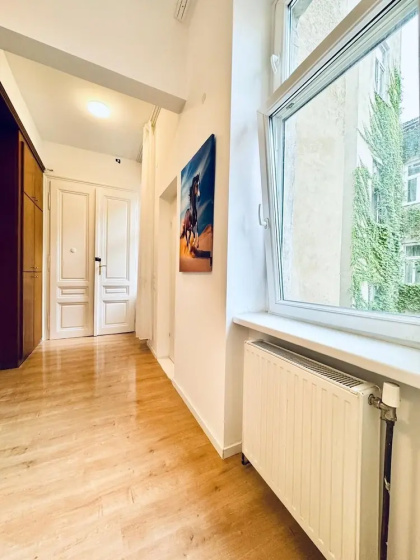 Comfortable 5BR Stay Near Westbahnhof — комфортный отель в вене